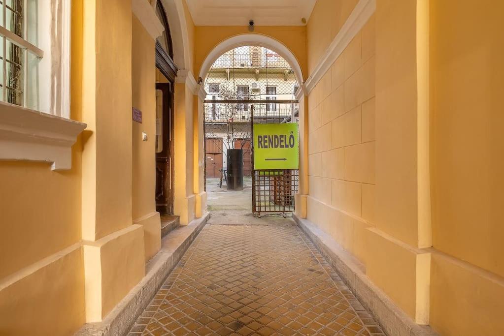 Dizsu'S Place Budapest Eksteriør bilde